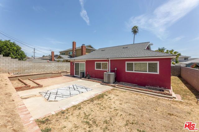 1879 E Abbottson Street, Carson, CA 90746