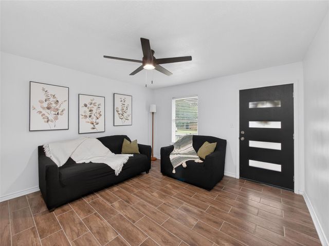6010 Waycross DR, Austin, TX 78745