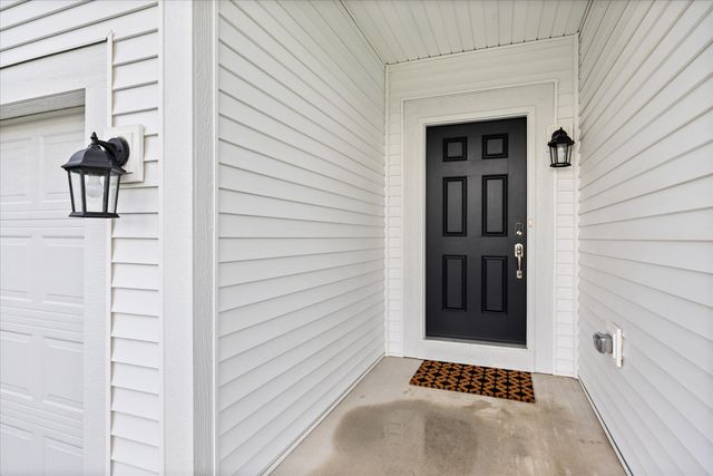 1662 Patterson Avenue, North Aurora, IL 60542