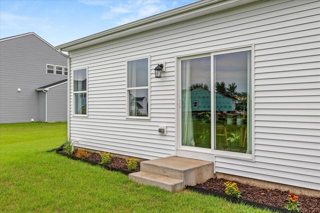 1662 Patterson Avenue, North Aurora, IL 60542