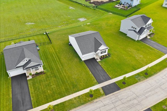 1662 Patterson Avenue, North Aurora, IL 60542