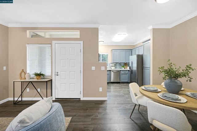 138 Marsala Ct, Hercules, CA 94547