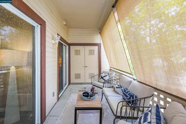 138 Marsala Ct, Hercules, CA 94547