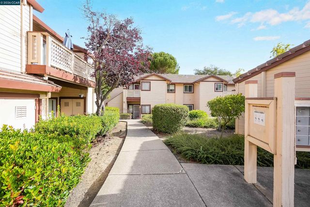 138 Marsala Ct, Hercules, CA 94547