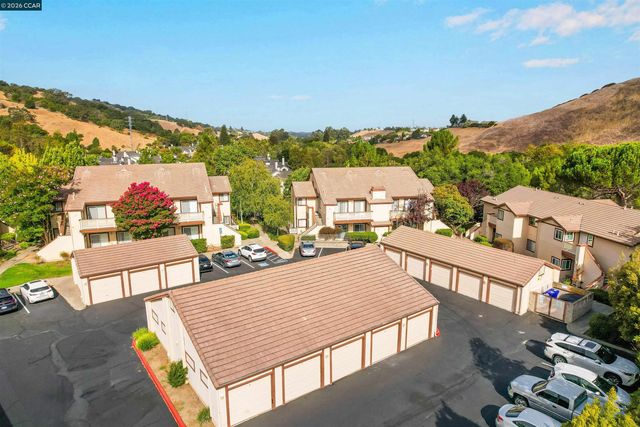 138 Marsala Ct, Hercules, CA 94547