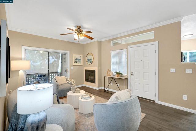 138 Marsala Ct, Hercules, CA 94547