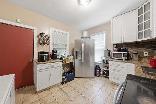 442 W 117th Street, Chicago, IL 60628