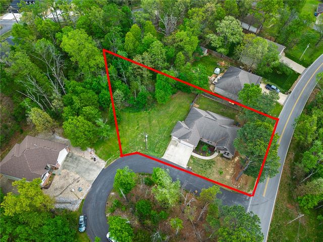 2 Haworth Circle, Bella Vista, AR 72714