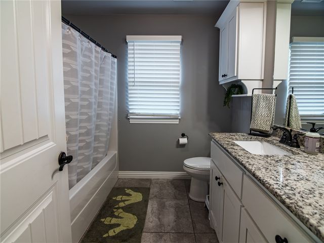 2 Haworth Circle, Bella Vista, AR 72714