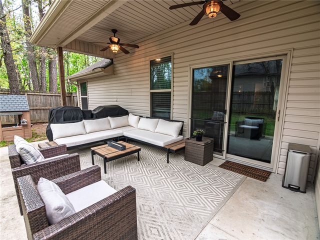 2 Haworth Circle, Bella Vista, AR 72714