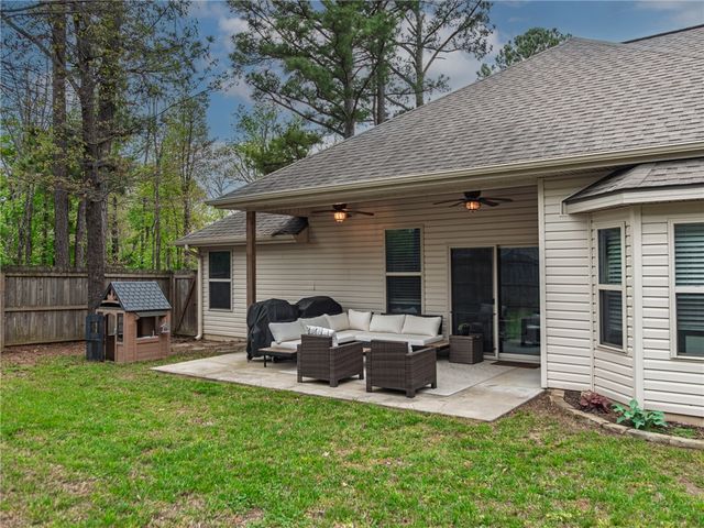 2 Haworth Circle, Bella Vista, AR 72714