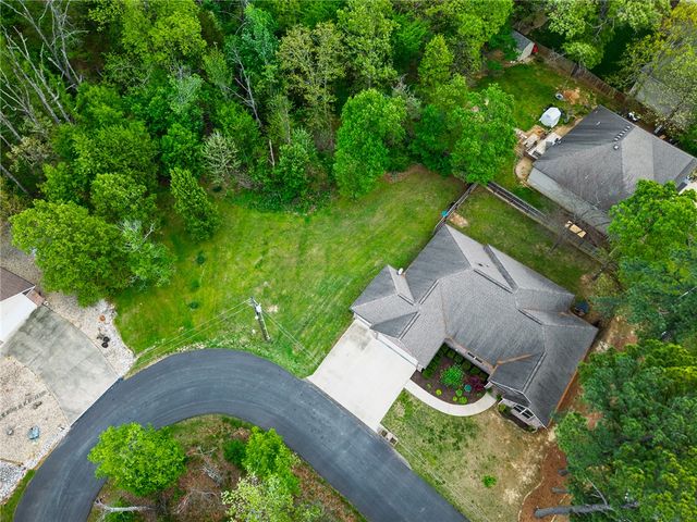 2 Haworth Circle, Bella Vista, AR 72714