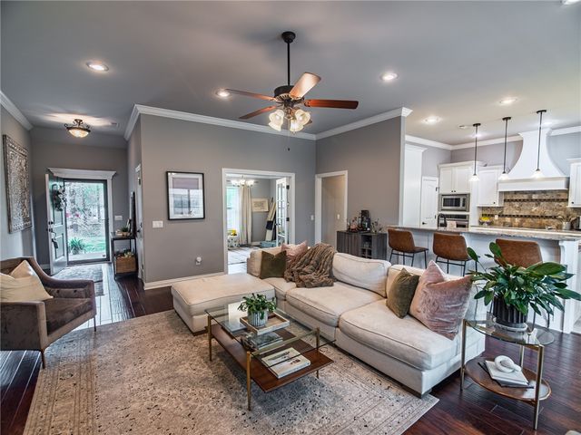 2 Haworth Circle, Bella Vista, AR 72714