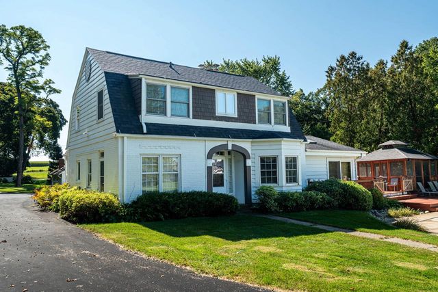 3441 South Shore DRIVE, Delavan, WI 53115