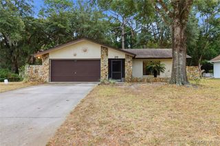 29 Sycamore Circle, Homosassa, FL 34446