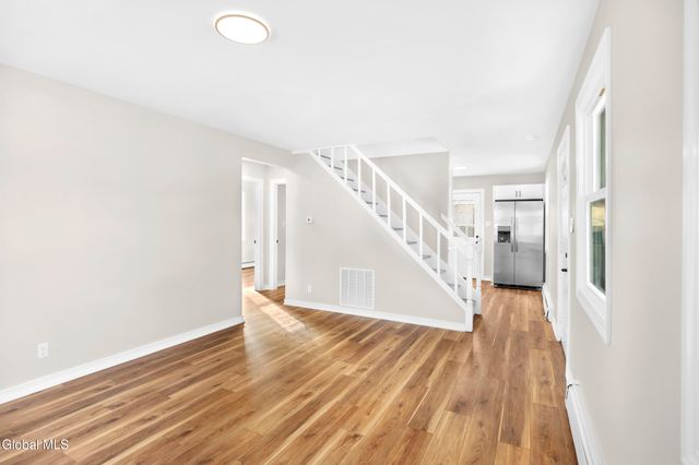 1956 Clement Road, Rotterdam, NY 12303