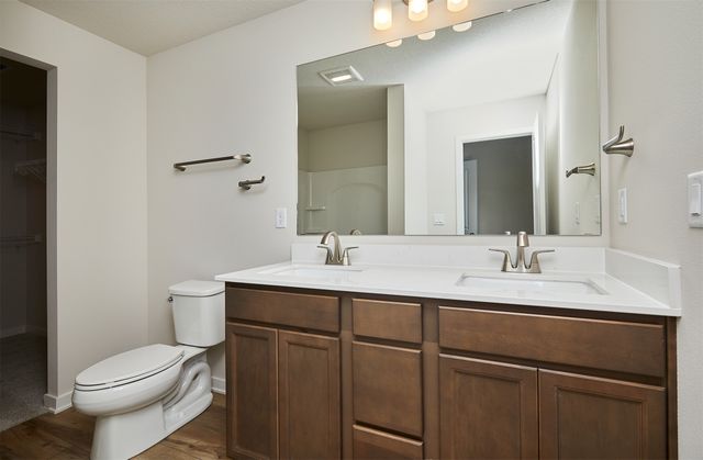 560 NW Atlas Lane, Waukee, IA 50263