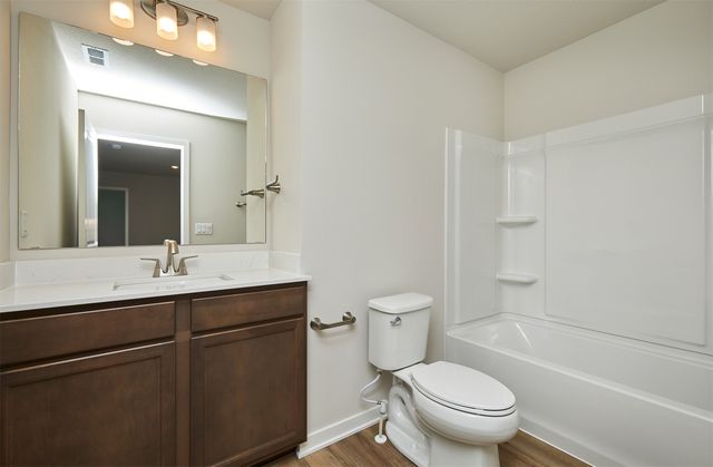 560 NW Atlas Lane, Waukee, IA 50263