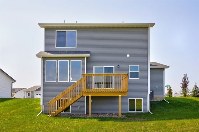 560 NW Atlas Lane, Waukee, IA 50263