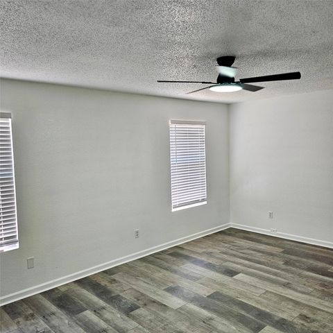 2436 Chestnut Drive, Little Elm, TX 75068