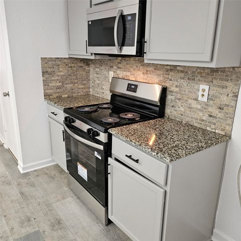 2436 Chestnut Drive, Little Elm, TX 75068