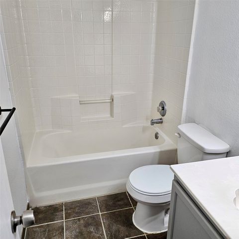 2436 Chestnut Drive, Little Elm, TX 75068