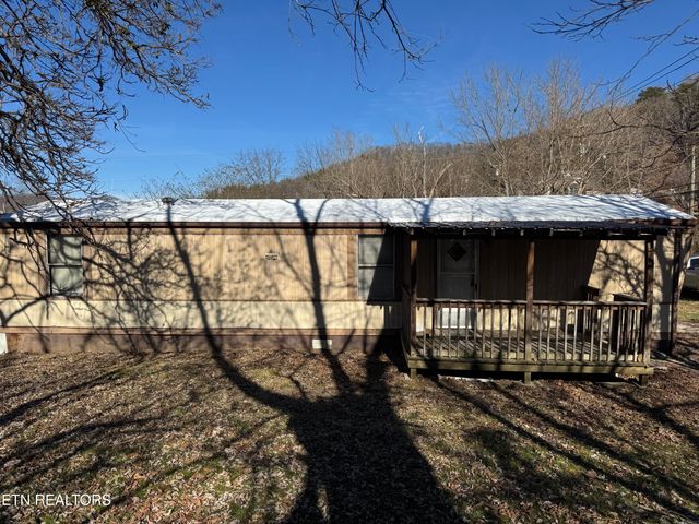 459 Siler St, Jellico, TN 37762