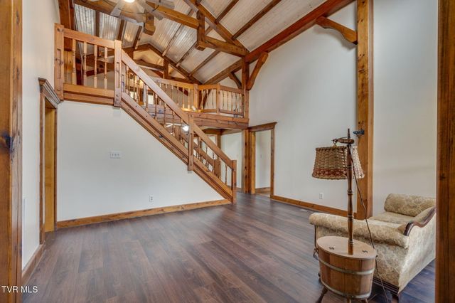 300 Sugarwood Drive, Kingsport, TN 37663