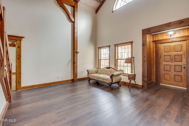 300 Sugarwood Drive, Kingsport, TN 37663