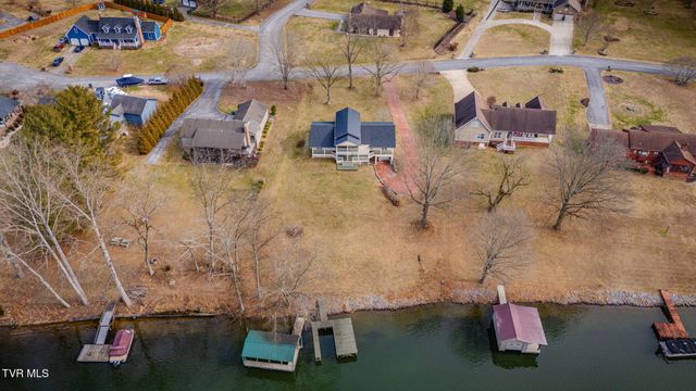 300 Sugarwood Drive, Kingsport, TN 37663