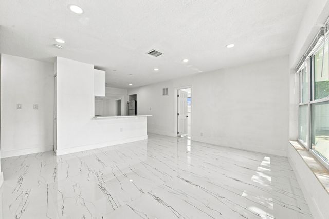 2801 NE 8TH Terrace, Pompano Beach, FL 33064