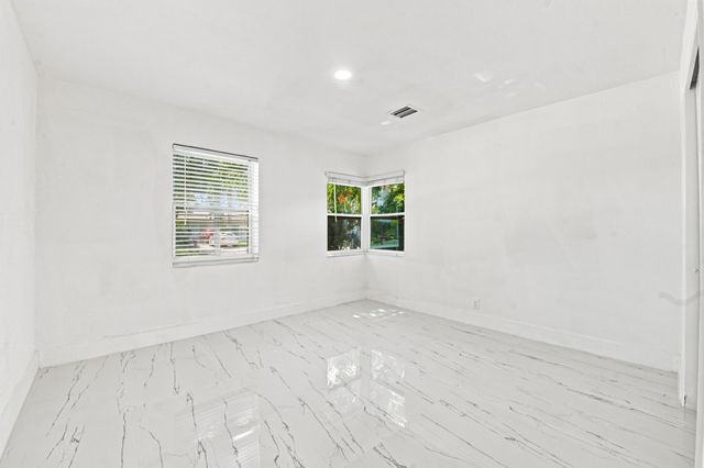 2801 NE 8TH Terrace, Pompano Beach, FL 33064