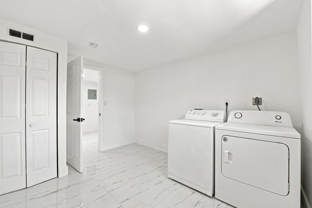 2801 NE 8TH Terrace, Pompano Beach, FL 33064