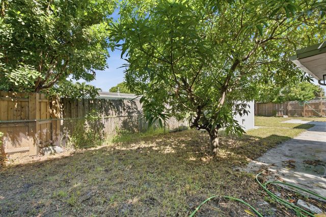 2801 NE 8TH Terrace, Pompano Beach, FL 33064