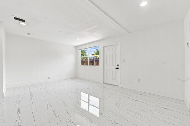2801 NE 8TH Terrace, Pompano Beach, FL 33064