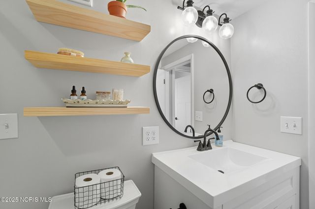 3466 County Road V, Liberty Center, OH 43532