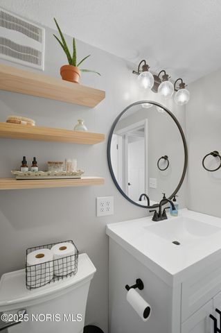 3466 County Road V, Liberty Center, OH 43532