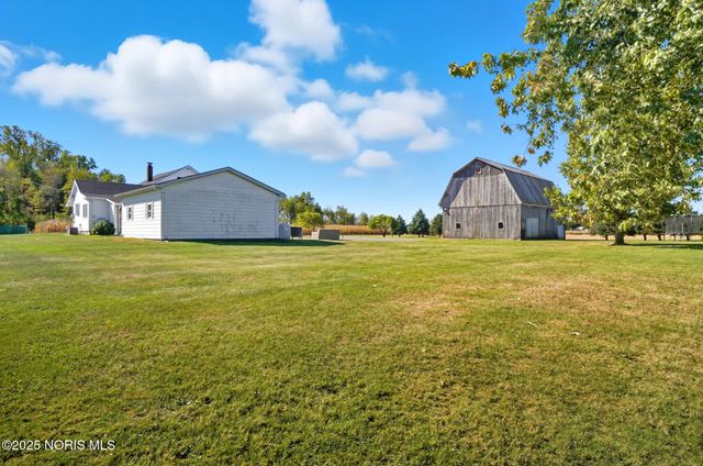 3466 County Road V, Liberty Center, OH 43532