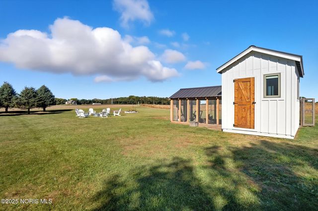 3466 County Road V, Liberty Center, OH 43532