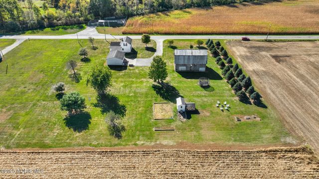 3466 County Road V, Liberty Center, OH 43532