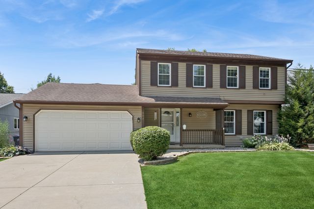 604 Shenandoah Trail, Elgin, IL 60123