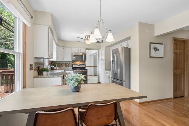 604 Shenandoah Trail, Elgin, IL 60123