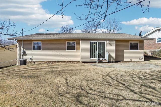 11678 Galba Drive, Florissant, MO 63033