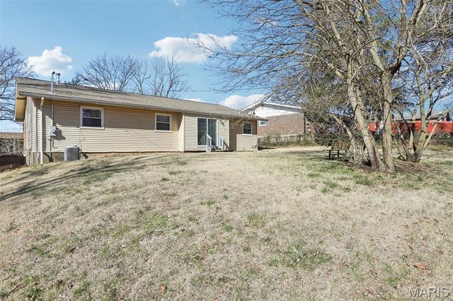 11678 Galba Drive, Florissant, MO 63033
