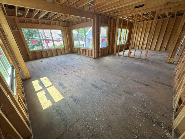 955 W 42nd Street, Houston, TX 77018