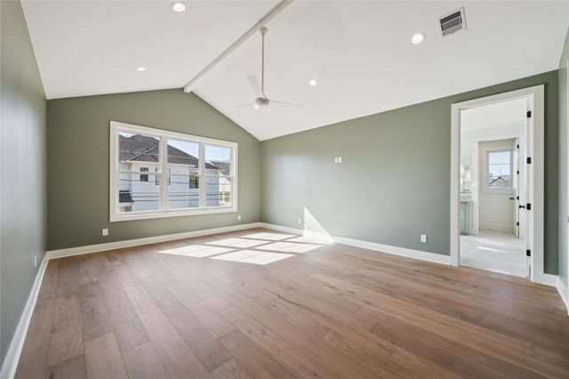 955 W 42nd Street, Houston, TX 77018