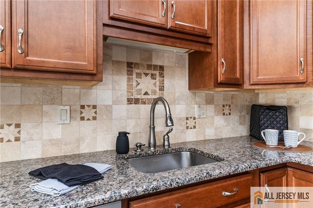 480 Fairton Drive 480C, Monroe, NJ 08831