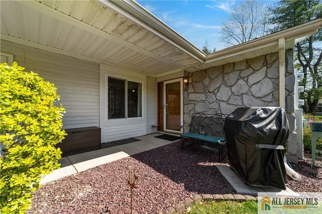 480 Fairton Drive 480C, Monroe, NJ 08831