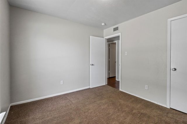 7012 Lincolnshire Lane, North Richland Hills, TX 76182
