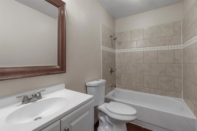 7012 Lincolnshire Lane, North Richland Hills, TX 76182